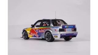 BMW E30 V8 - Drift OttO mobile 1:18 Resinemodell (Türen, Motorhaube... nicht zu öffnen!)